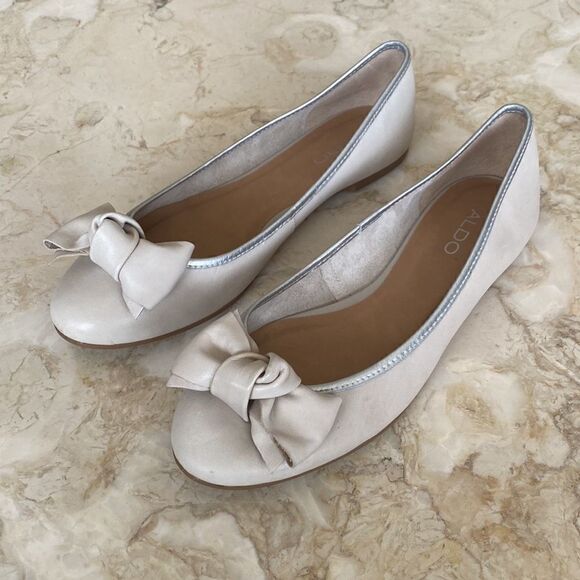 Aldo Gray Leather Silver Trim Big Bow Ballerina Flats - Picture 2 of 11